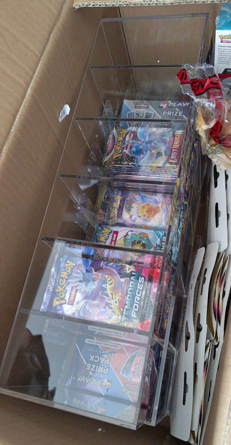 Diebe-klauen-stehlen-Pokémon-Karten-Polizei-Verhaftet-2025-News-Artikel-TCG-Sammelkartenpiel-4