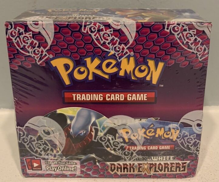 Pokémon-BW-Dark-Explorers-Booster-Box-Display