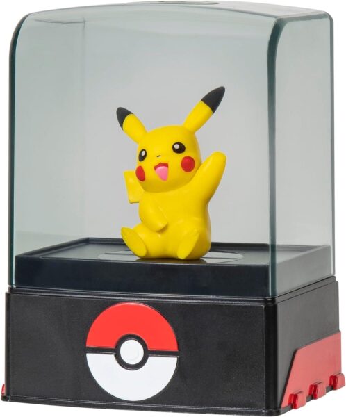 Pokémon-Figur-Pikachu-mit-Vitrine
