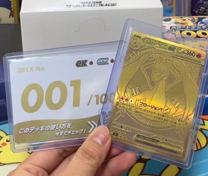 Pokémon-Start-Deck-100-Battle-Collection-Mega-Charizard-Glurak-Deck-001-Gold