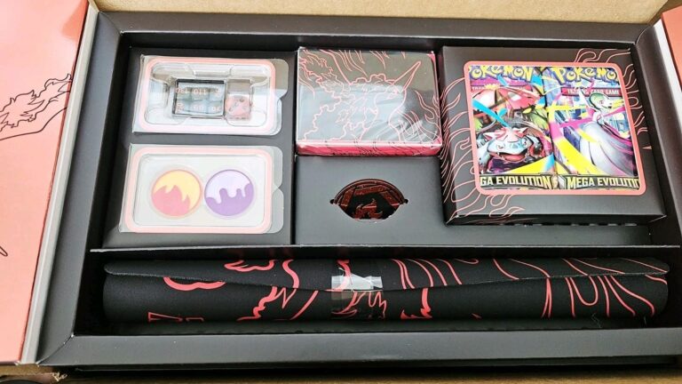 Pokémon-Team-Rockets-Moltres-Lavados-ex-Ultra-Premium-Collection-Kollektion-Box-2025-Englisch-7